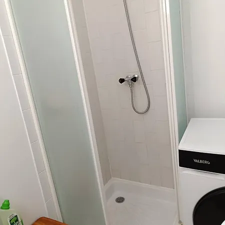 Proche Port Et T2 Dans Avec Ascenseur Parking-4ca403 Apartament