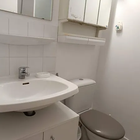 Apartmán Proche Port Et T2 Dans Avec Ascenseur Parking-4ca403