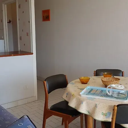 Proche Port Et T2 Dans Avec Ascenseur Parking-4ca403 Apartment *