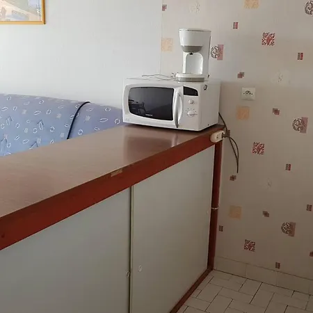 Apartment Proche Port Et T2 Dans Avec Ascenseur Parking-4ca403 *